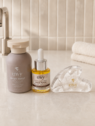 Mushroom Envy Complete Ritual set with Reishi Reset powder cleanser, Face Food 20 ml Rose Geranium face oil and white quartz gua sha stone